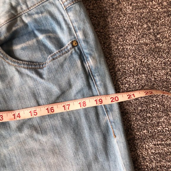 CAbi Brett Boyfriend Jean - Style #748 - Size 6 - Picture 10 of 16